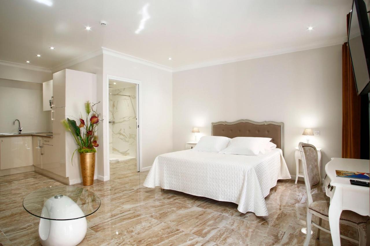 Le Magnolia Hotel Calvi  Kültér fotó