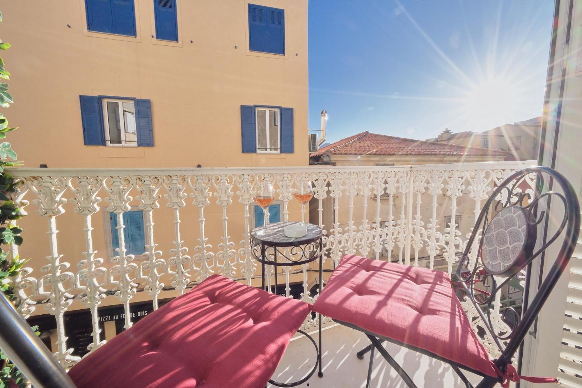 Le Magnolia Hotel Calvi  Kültér fotó
