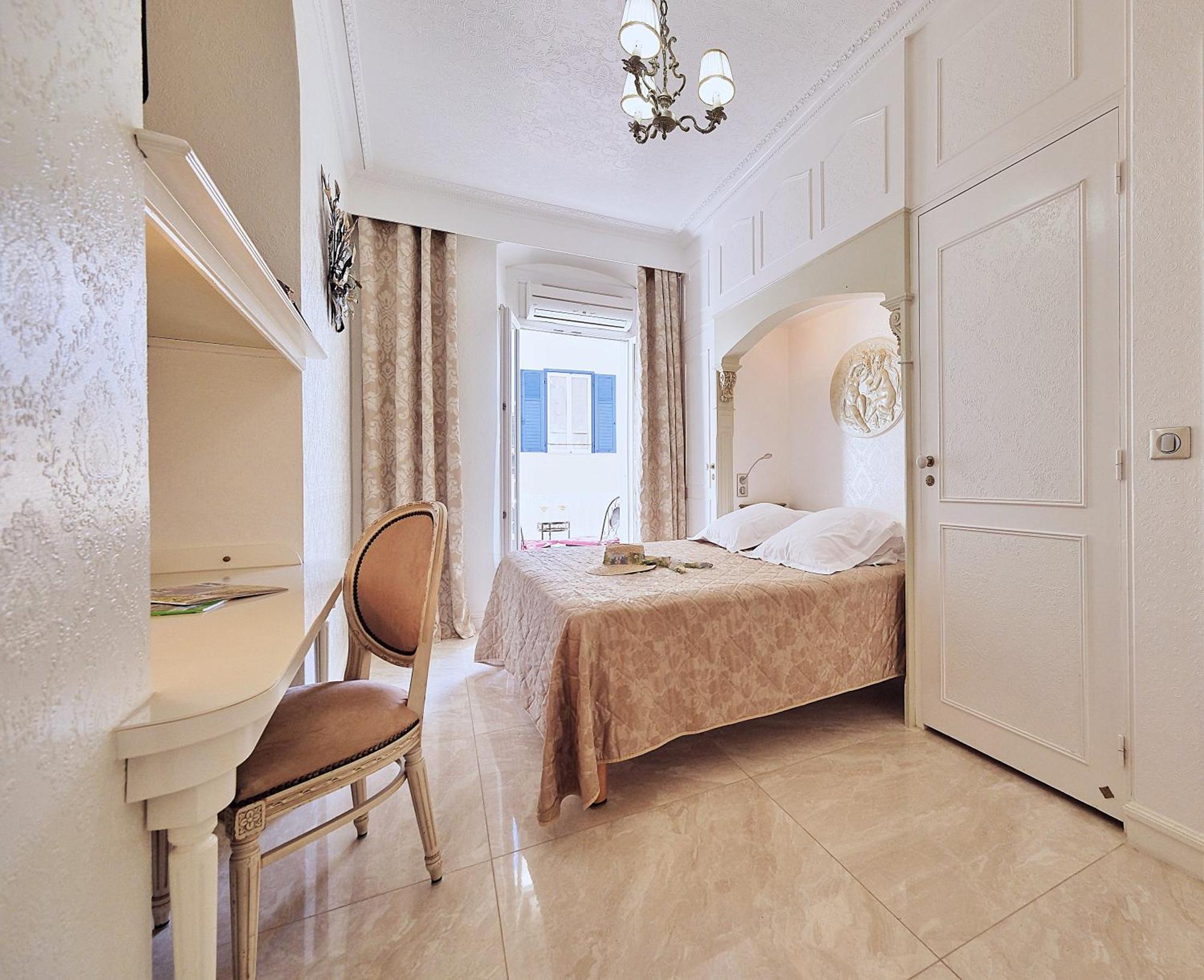 Le Magnolia Hotel Calvi  Kültér fotó