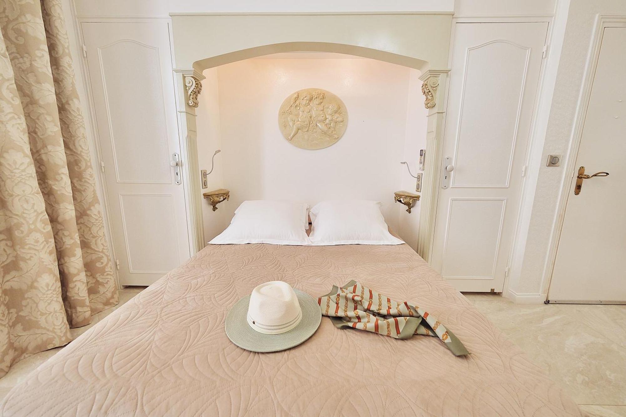 Le Magnolia Hotel Calvi  Kültér fotó