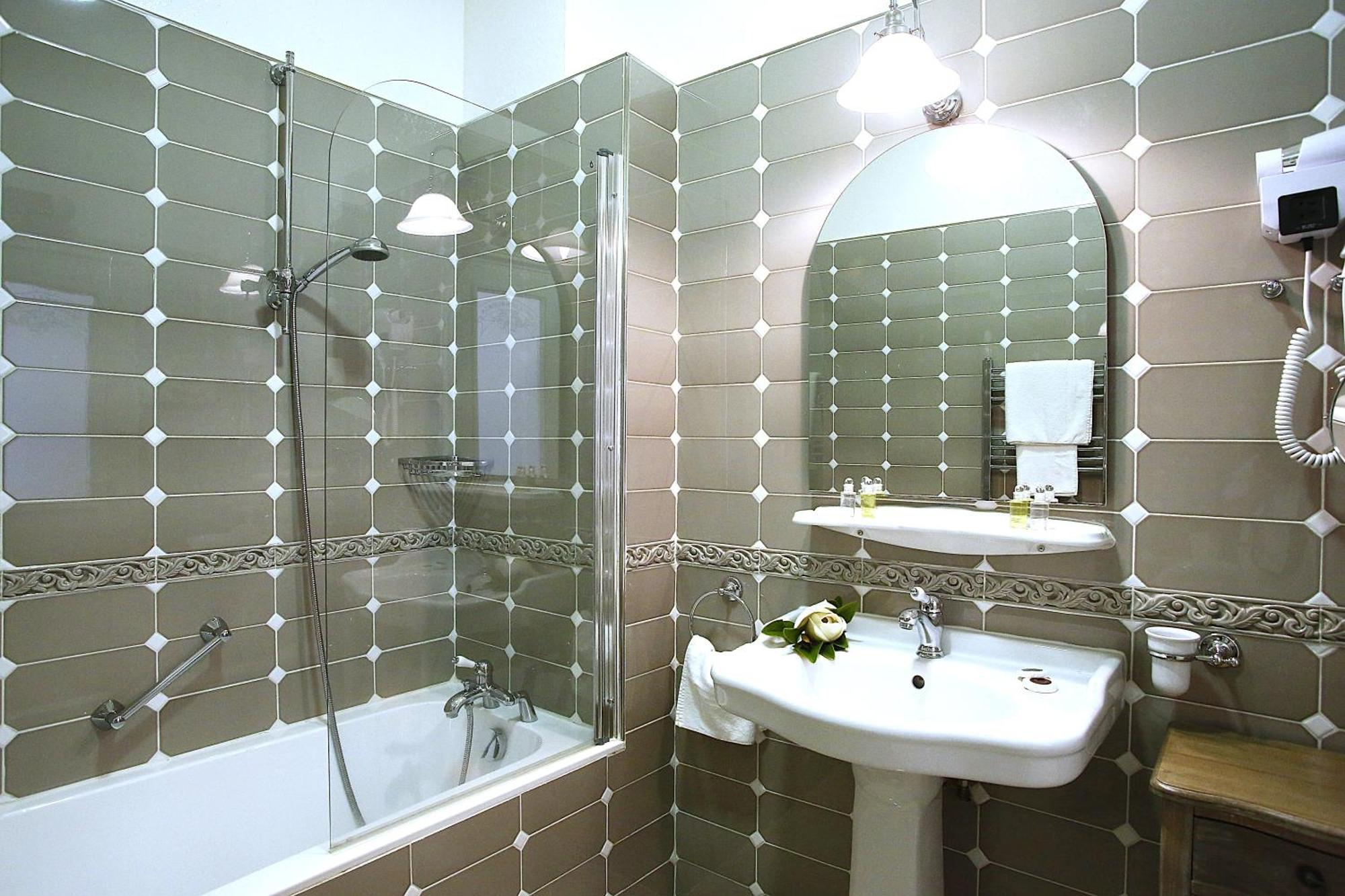 Le Magnolia Hotel Calvi  Kültér fotó