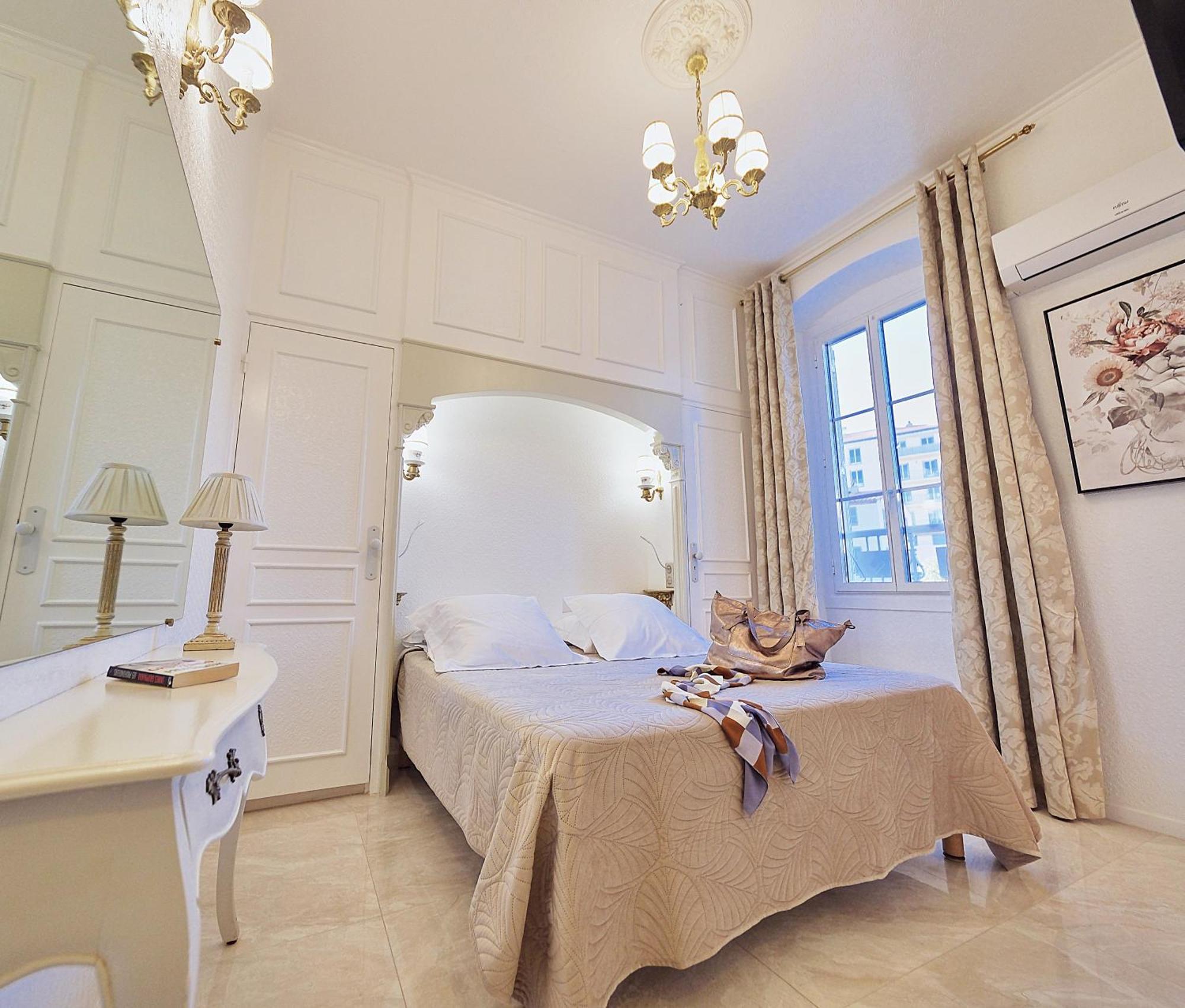 Le Magnolia Hotel Calvi  Kültér fotó