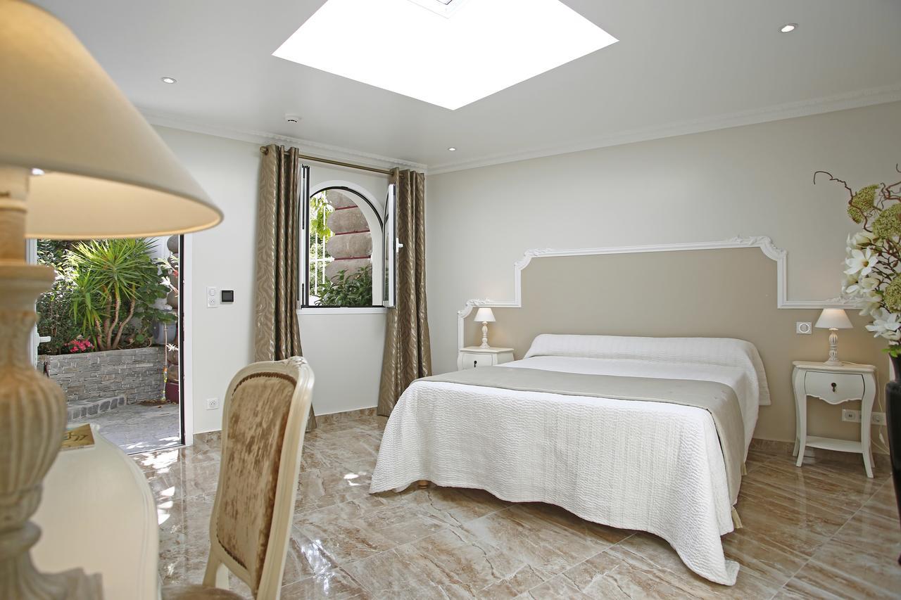 Le Magnolia Hotel Calvi  Kültér fotó