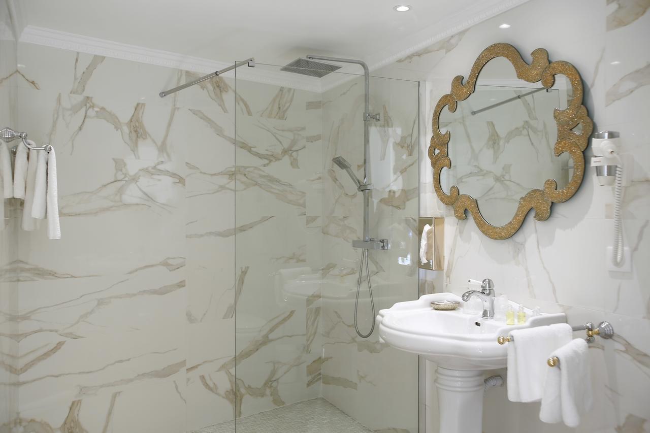 Le Magnolia Hotel Calvi  Kültér fotó